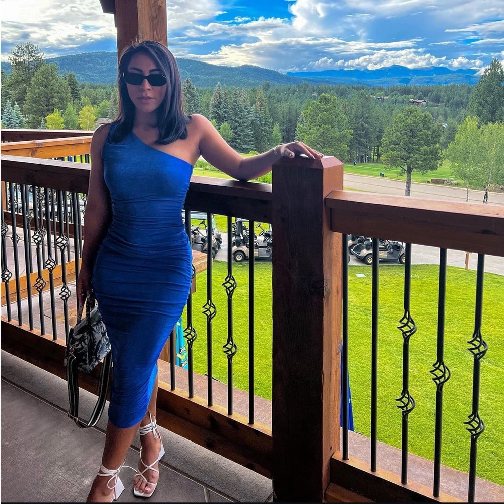 Cocktail Blue tube dress very stretchy